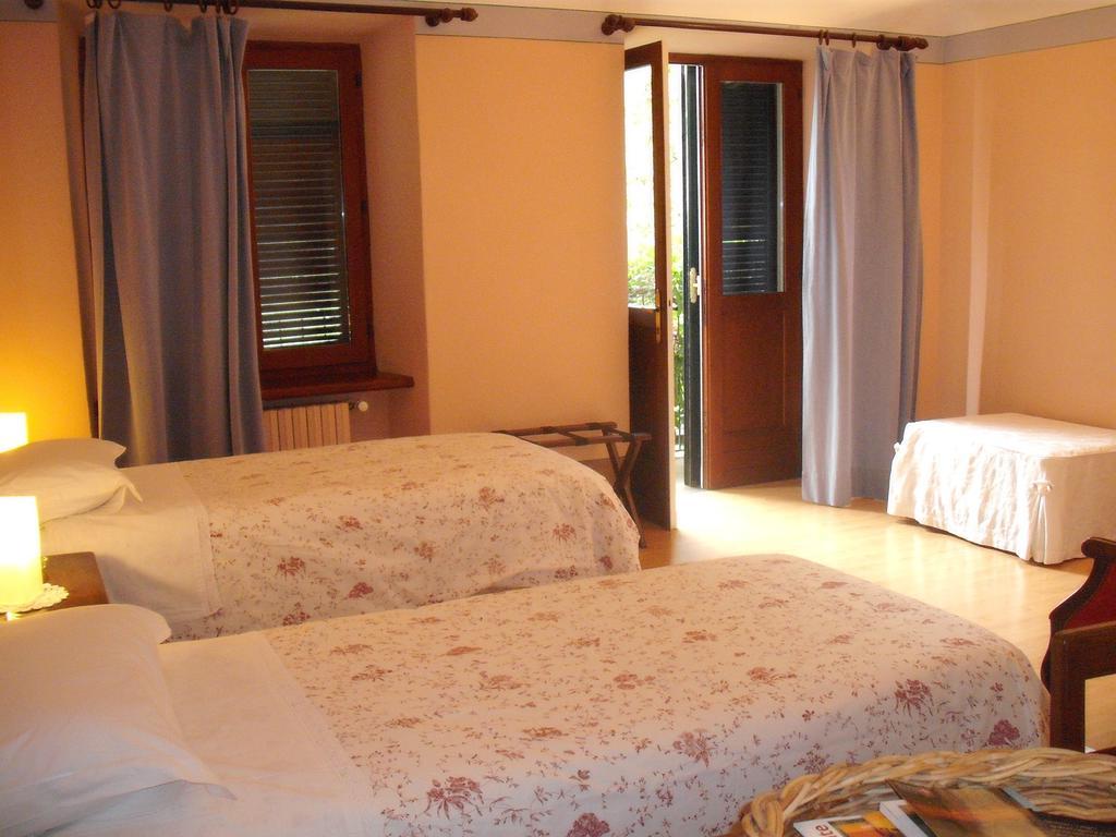 Il Glicine Bed & Breakfast Zimone Ngoại thất bức ảnh